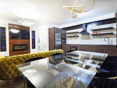 Apartament 2 camere ultrafinisat semidecomdant+parcare subterana|Central |Terasa