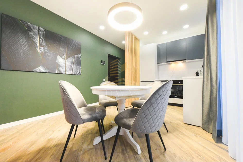 Apartament 2 camere ultrafinisat semidecomandat+Parcare subterana| Central | UMF