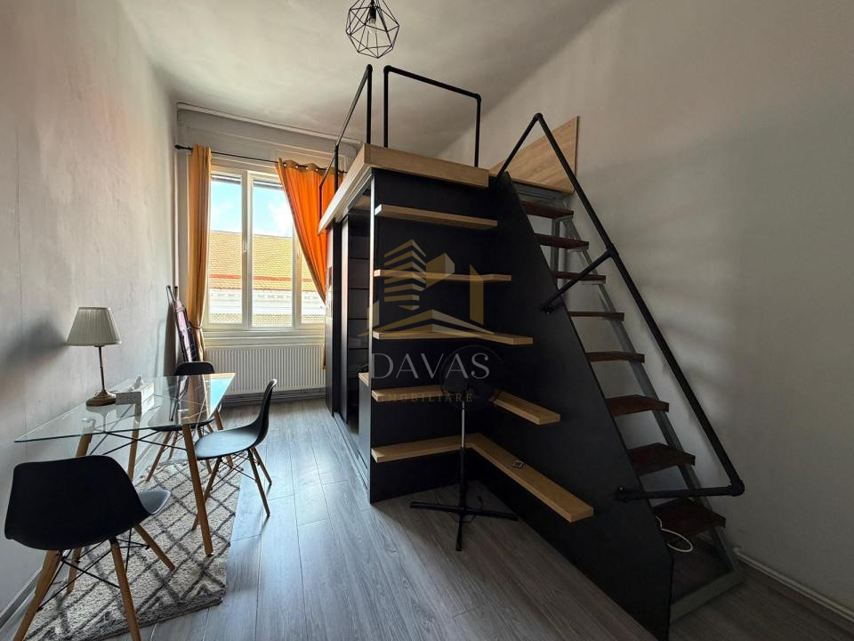 Apartament 3 camere semidecomandat ultrafinisat | Centru | UMF