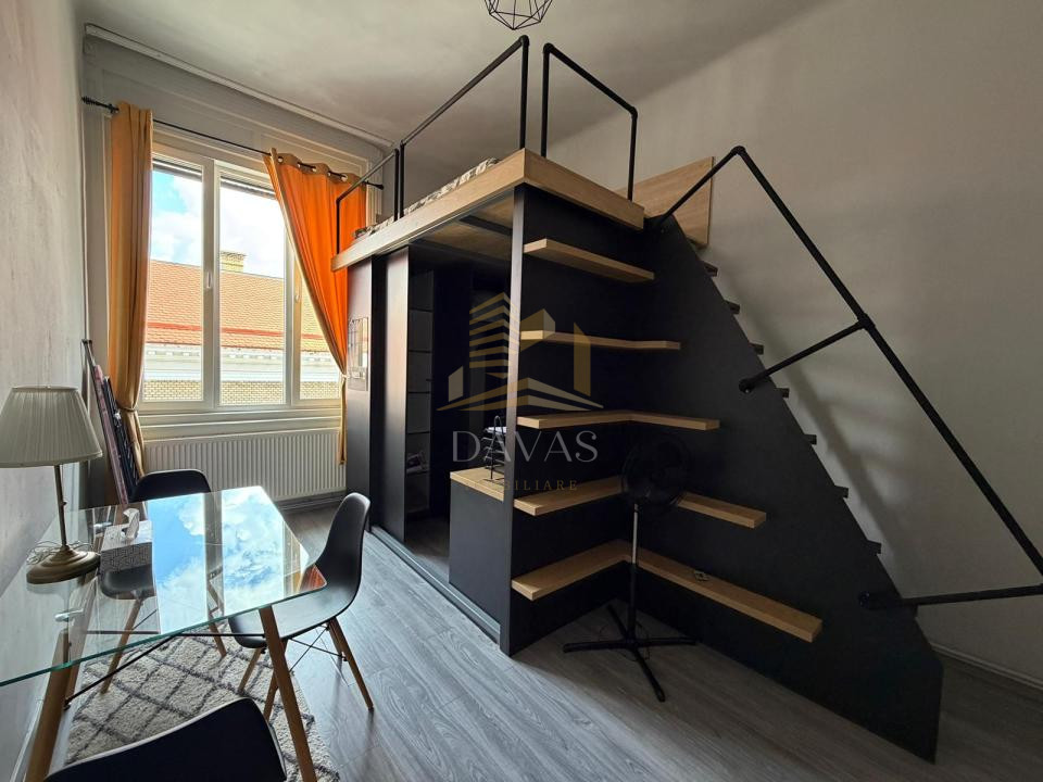 Apartament 3 camere semidecomandat ultrafinisat | Centru | UMF