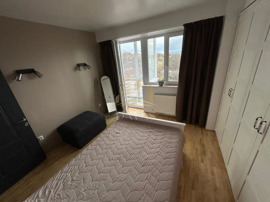 Apartament ultrafinisat 3 camere de vânzare semidecomandat | Andrei Mureșanu 