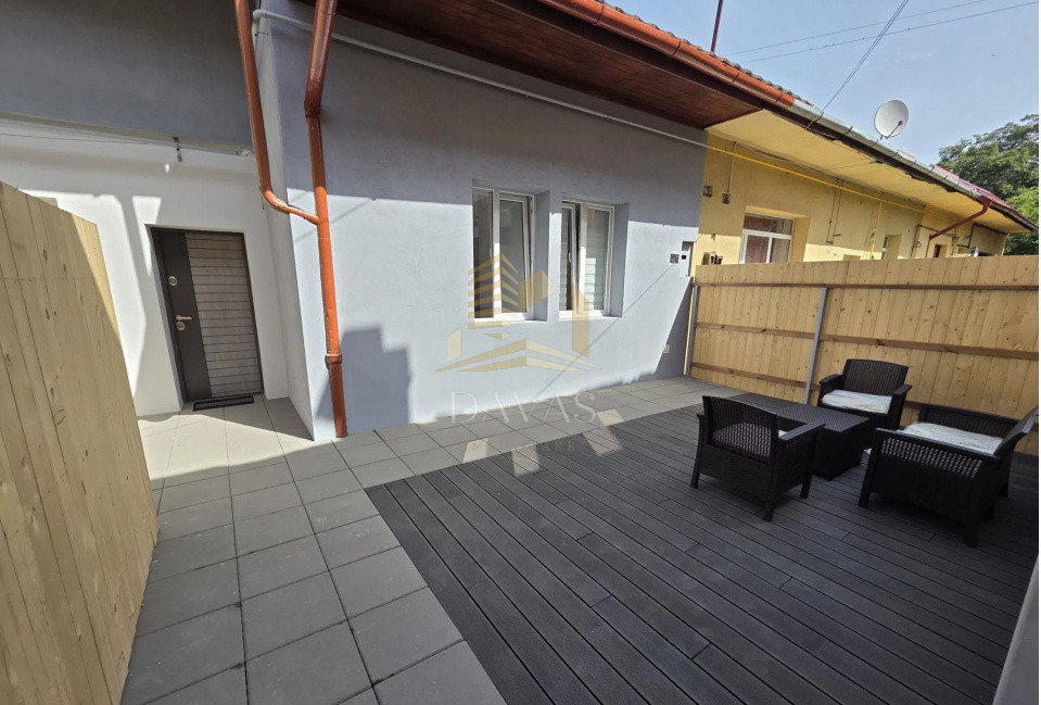 Apartament central cu 2 camere |   Terasa - Gradina | Prima Inchiriere