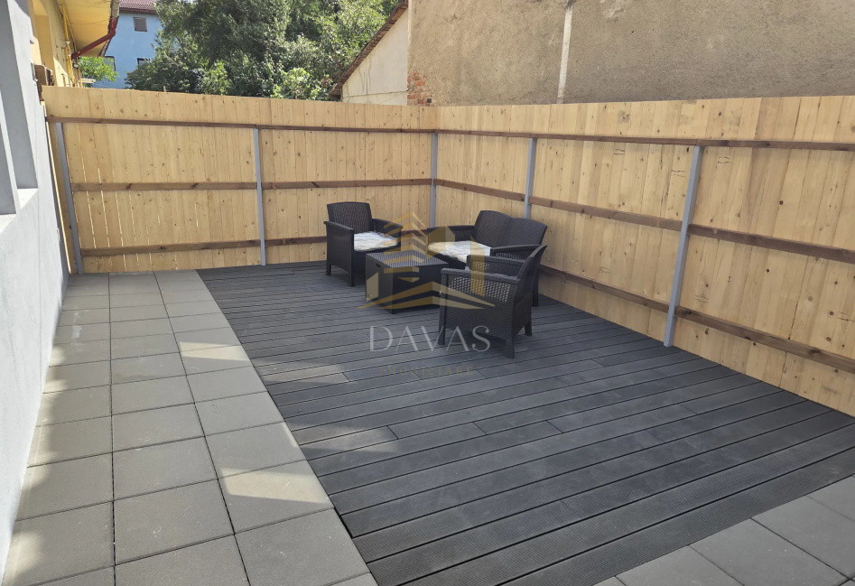 Apartament central cu 2 camere |   Terasa - Gradina | Prima Inchiriere