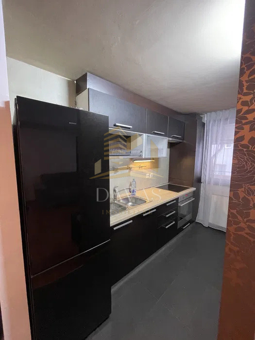 Apartament 3 camere semidecomandat de închiriat  80mp | 2 Bai | Andrei Mureșanu