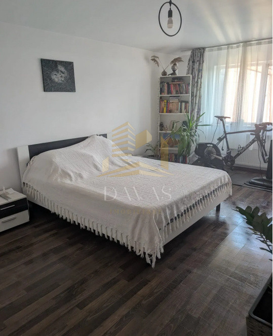 Apartament 2 camere decomandat de vânzare | Intre lacuri | Parcare | OCAZIE