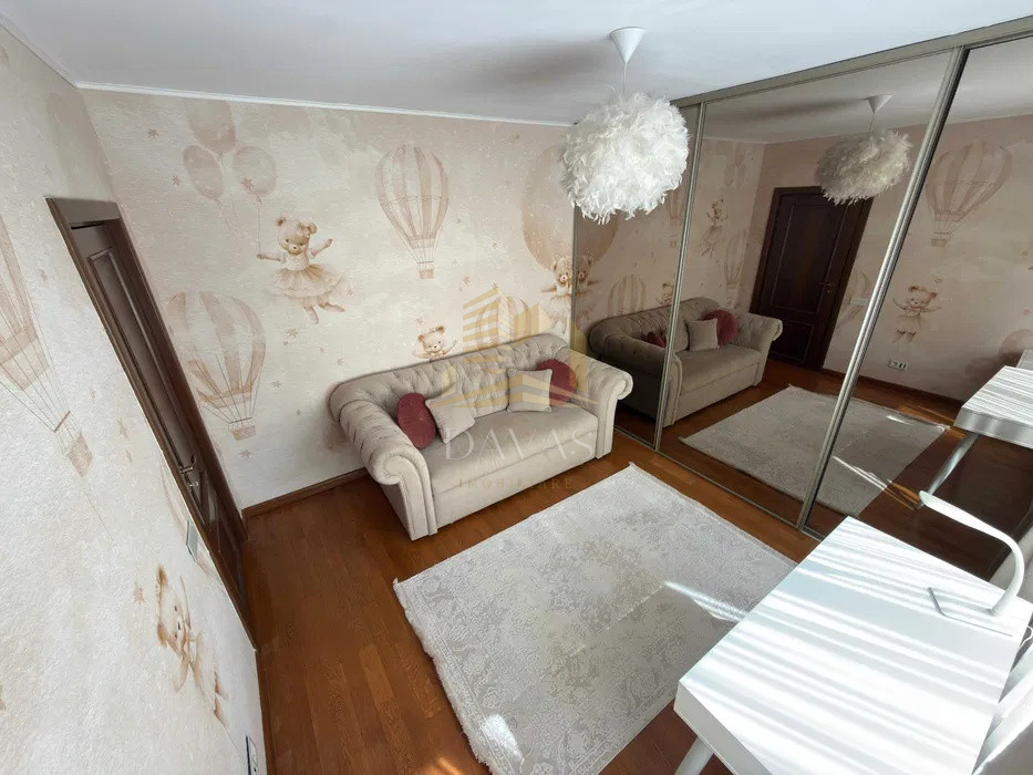 Apartament deosebit 3 camere 2 nivele in vila decomandat|Parcare |Terasa|Europa 