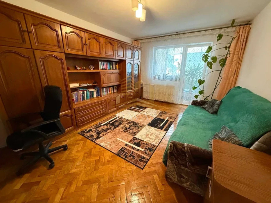 Apartament cu 2 camere decomandate | Manastur | Etajul 1 | bloc reabilitat