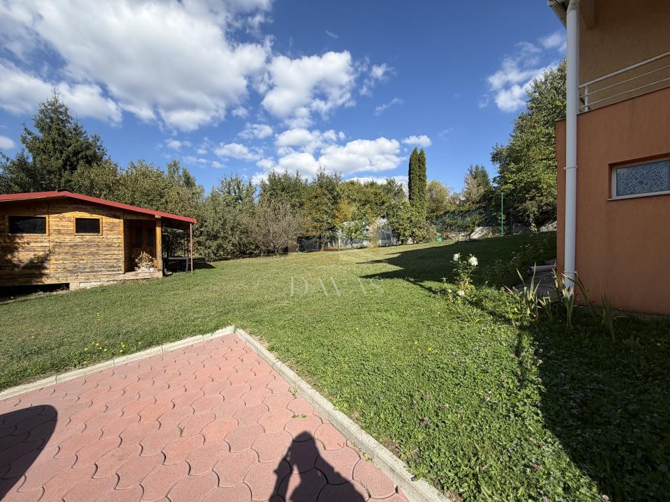 Casa individuala | Faget | 2400 mp teren | Pretabil gradinita / birouri