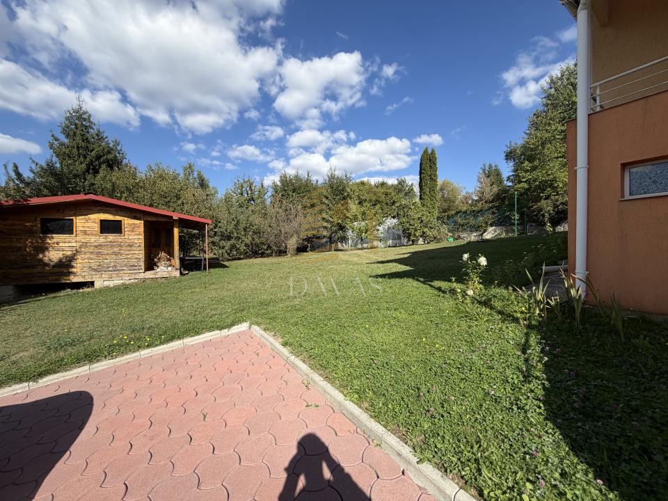Casa individuala | Faget | 2400 mp teren | Pretabil gradinita / birouri
