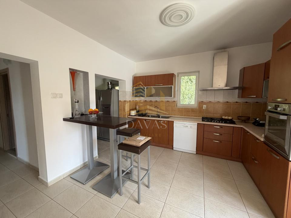 Casa individuala | Faget | 2400 mp teren | Pretabil gradinita / birouri