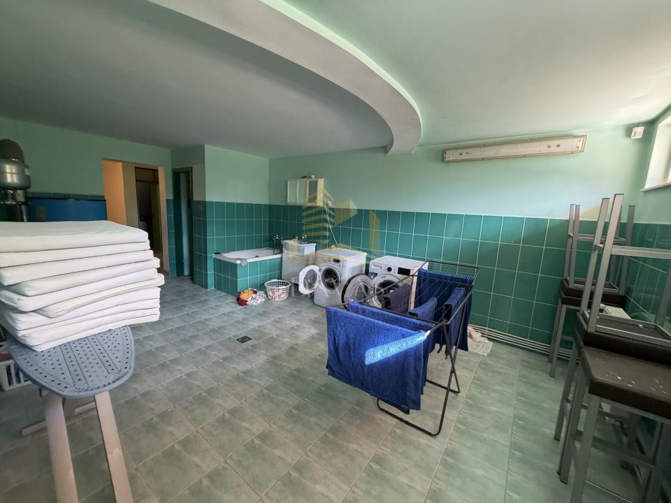 Casa individuala | Faget | 2400 mp teren | Pretabil gradinita / birouri
