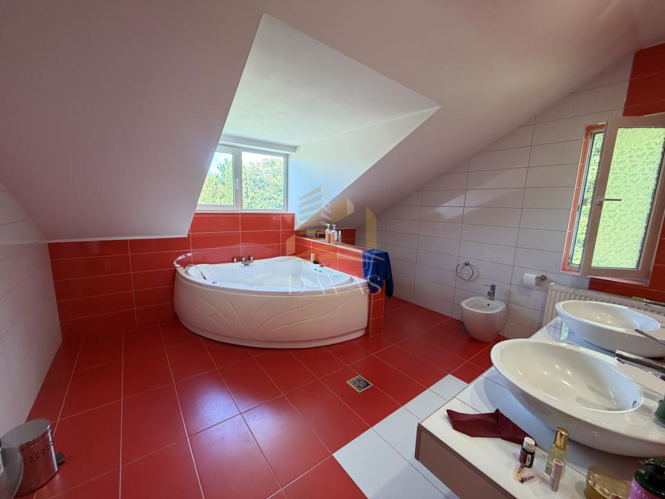 Casa individuala | Faget | 2400 mp teren | Pretabil gradinita / birouri