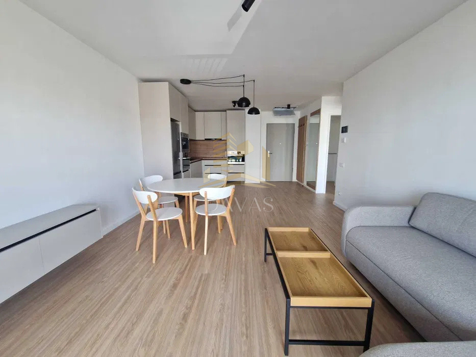 Apartament 2 camere semidecomandat Ultrafinisat |Gara| Parcare subterana inclusă
