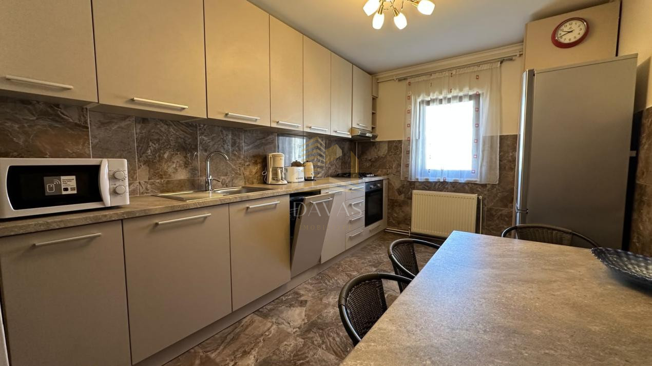 Apartament 3 camere decomandat+parcare inclusă in preț | UMF | ZORILOR | 2 bai