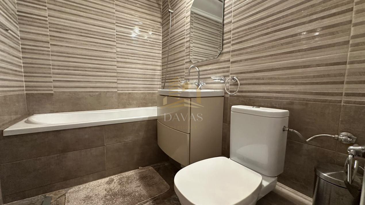 Apartament 3 camere decomandat+parcare inclusă in preț | UMF | ZORILOR | 2 bai