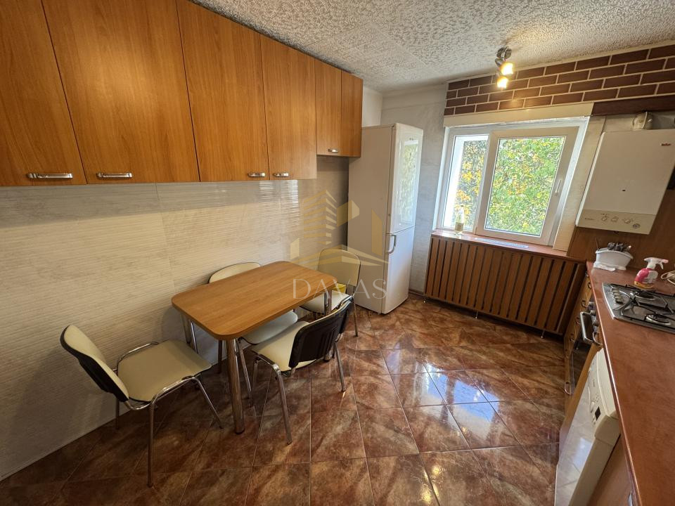 Apartament 4 camere decomandat de închiriat | Zorilor | UMF | Parcare | 100mp