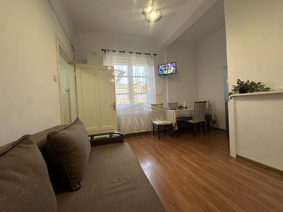 Apartament cu 3 camere | Central - Parcul Mare | Renovat