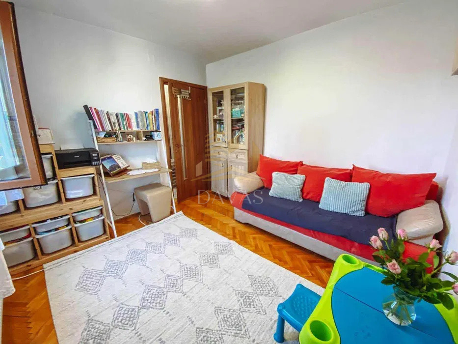 Apartament 2 camere semidecomandat de vânzare | Gheorgheni | Piață Hermes 
