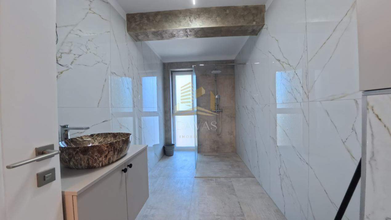 Apartament ultrafinisat 3 camere semidecomandat+parcare subterana | Iulius Mall