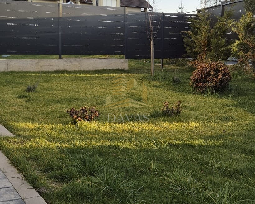 Apartament 3 camere la casa- gradina proprie| teren 100 mp | Intre Lacuri 