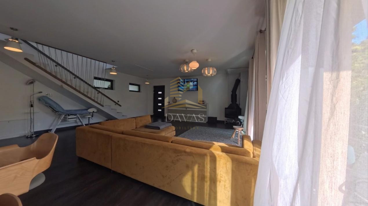 Casa individuală modernă de închiriat | 5 camere | Terasa | Parcare |Manastur 