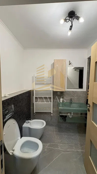 Apartament 2 camere semidecomandat de vânzare  Modern | Dambu Rotund 
