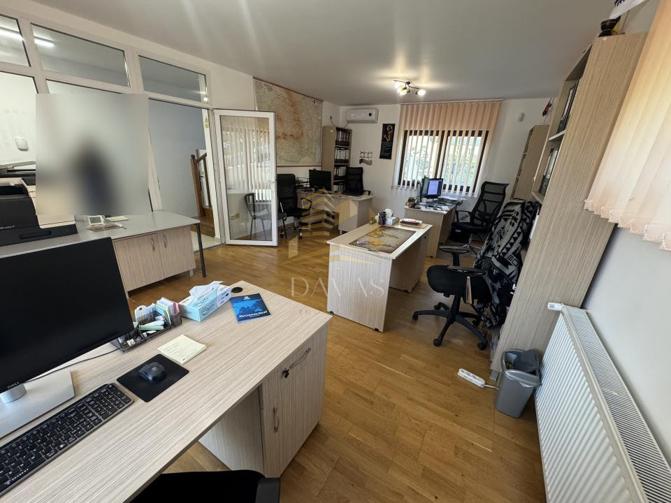 Duplex de vânzare 250mp utili | Teren | 6 camere | Parcare | Dambu Rotund