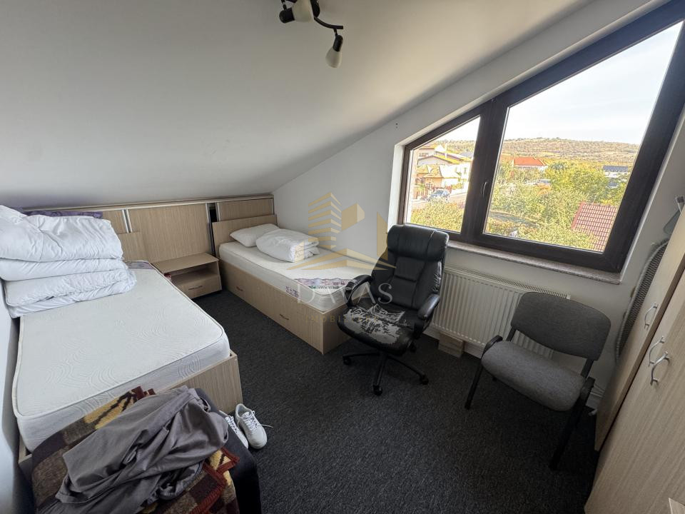 Duplex de vânzare 250mp utili | Teren | 6 camere | Parcare | Dambu Rotund