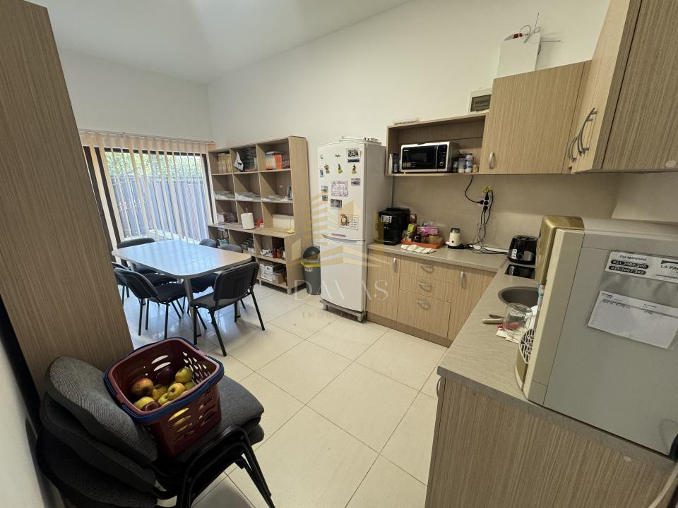 Duplex de vânzare 250mp utili | Teren | 6 camere | Parcare | Dambu Rotund