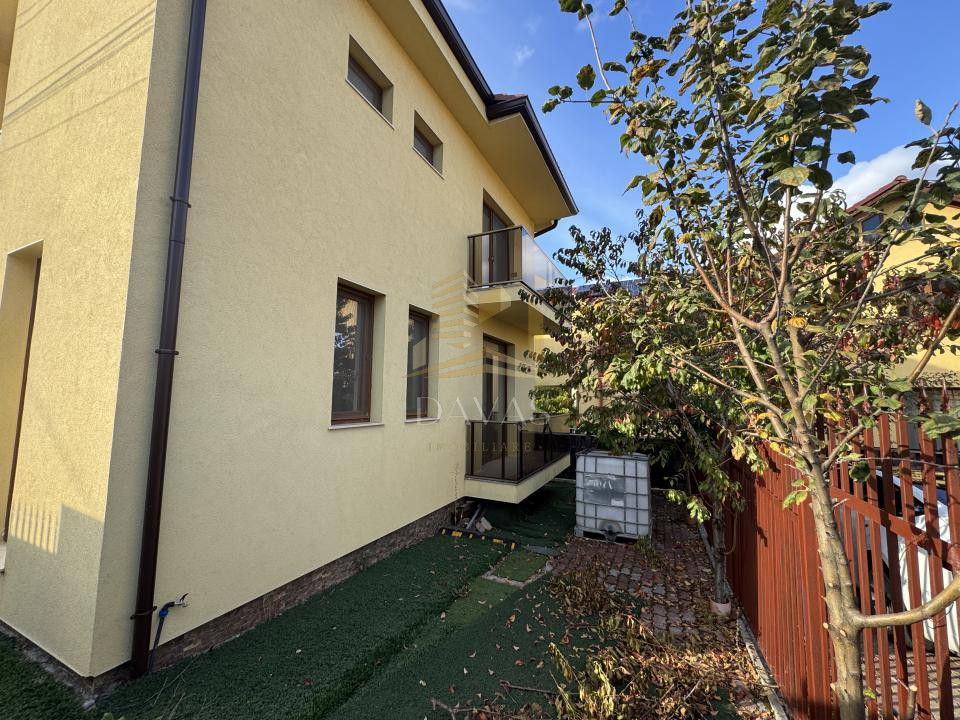 Casa individuală  de inchirat 4 camere decomandat | 4 parcări | Curte