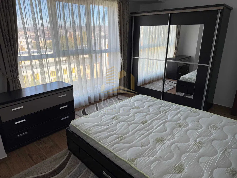 Apartament 3 camere semidecomandat+ parcare| Iulius Mall| Complex West Side Park