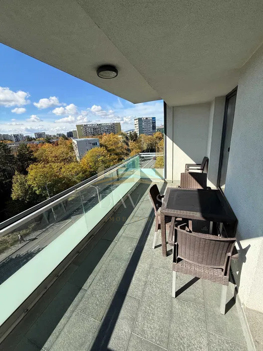 Apartament 3 camere semidecomandat+ parcare| Iulius Mall| Complex West Side Park