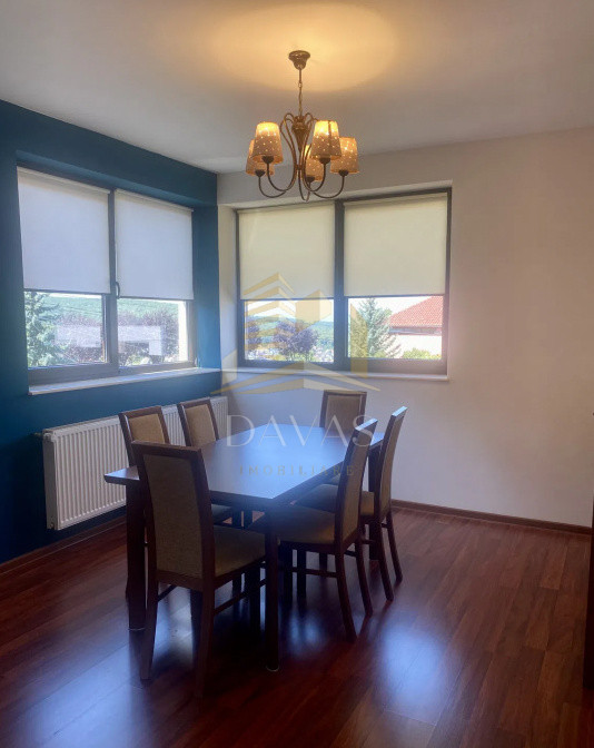 Apartament 3 camere pe 2 nivele semidecomandat+parcare| Europa | 140 mp utili