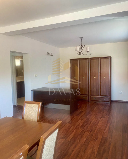 Apartament 3 camere pe 2 nivele semidecomandat+parcare| Europa | 140 mp utili