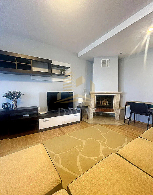 Apartament 3 camere semidecomandat+2 locuri de parcare | Europa | 