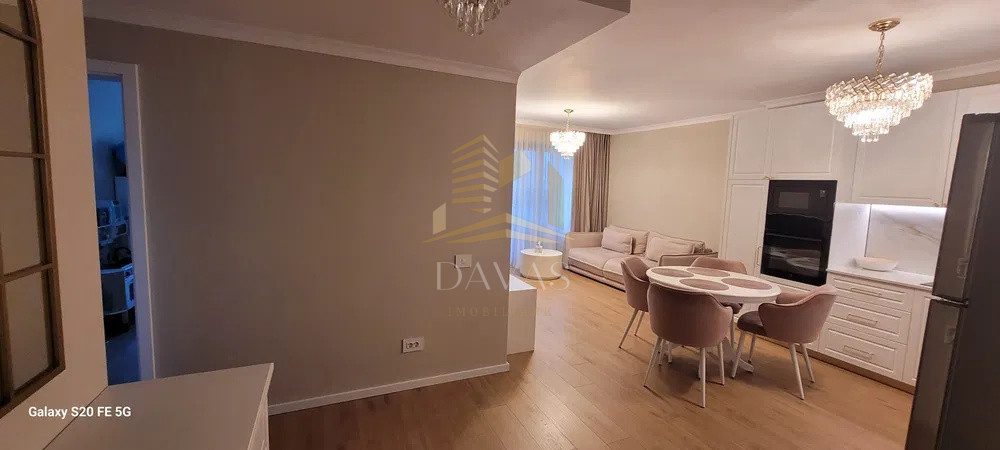 Apartament 3 camere semidecomandat | Ultrafinisat | Parcare |Liberty residence