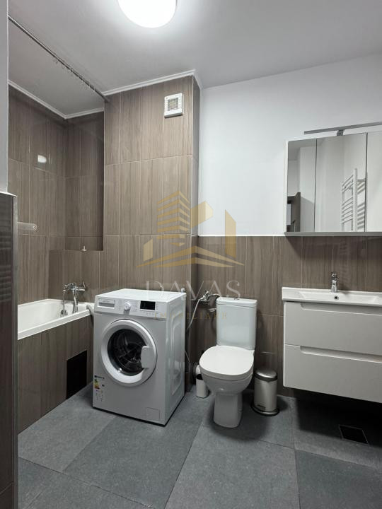 Apartament 3 camere semidecomandat+parcare inclusa | Dambul Rotund | Modern