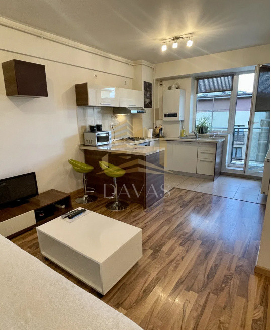 Apartament 2 camere semidecomandat+parcare | Intre Lacuri | 