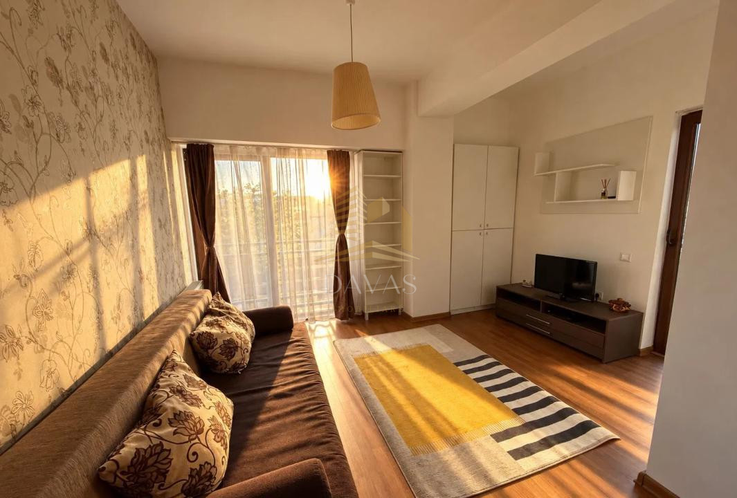 Apartament cu 2 camere semidecomandat | Zona Plopilor | Parcare - Pet Friendly
