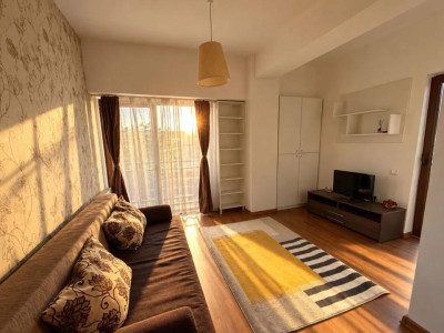 Apartament cu 2 camere semidecomandat | Zona Plopilor | Parcare - Pet Friendly