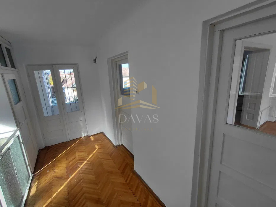Casa Renovata cu 4 camere | Cartier Gheorgheni zona Brancusi | Spatioasa 