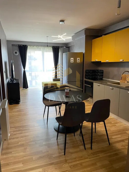 Apartament cu 2 camere semidecomandat + pacare subterana | Soporului
