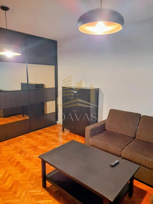 Apartament cu 2 camere decomandate | Plopilor