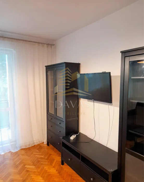 Apartament cu 2 camere decomandate | Plopilor