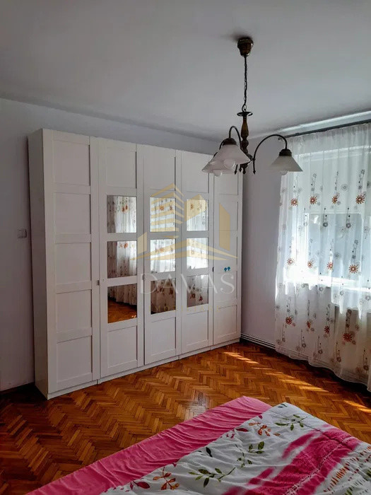 Apartament cu 2 camere decomandate | Plopilor