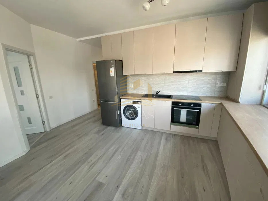 Apartament 3 camere de inchiriat | Semicentral | parcare subterana 