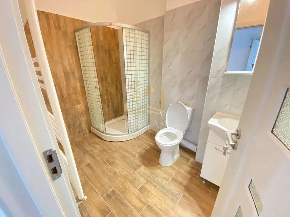 Apartament 3 camere de inchiriat | Semicentral | parcare subterana 