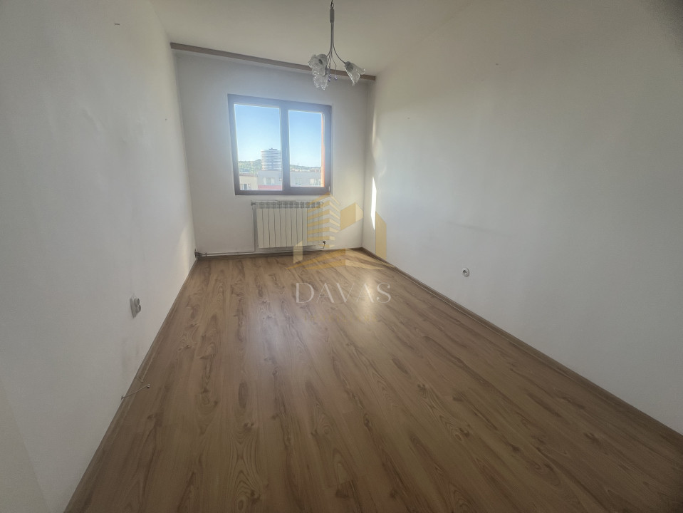 Apartament cu 3 camere | Cartierul Manastur | etajul 2