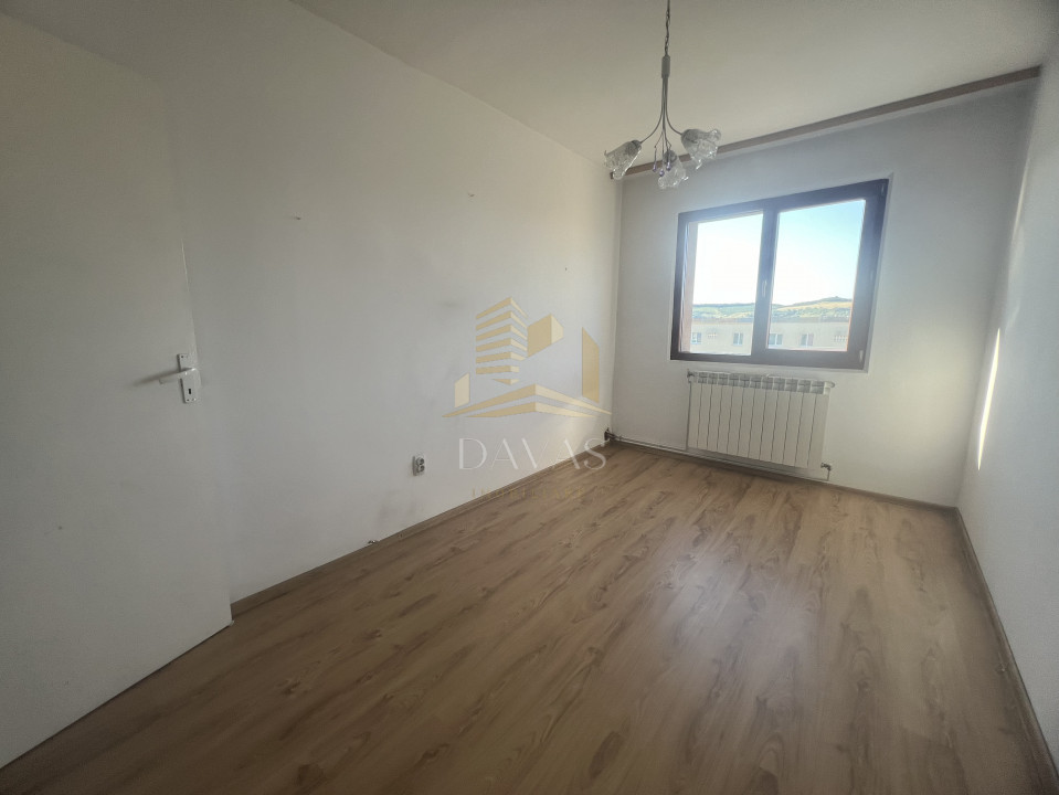Apartament cu 3 camere | Cartierul Manastur | etajul 2