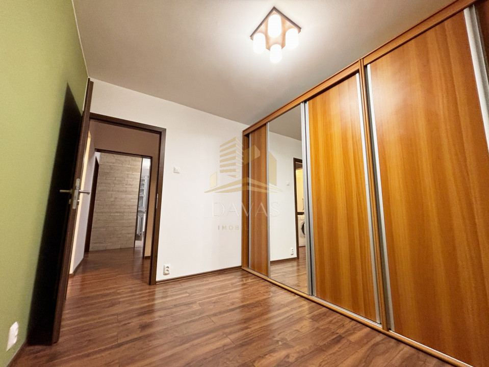 Apartament cu 3 camere decomandate | Între Lacuri | etaj intermediar